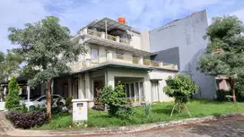 Rumah Di Jual Daerah Tangerang, Terawat dan Bagus, 4+1 BR