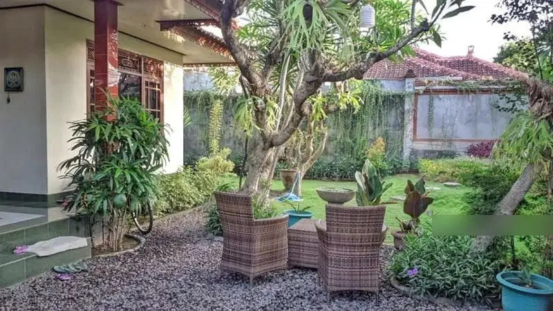 Tanah langka pinggir jalan utama kutat lestari sanur bonus rumah