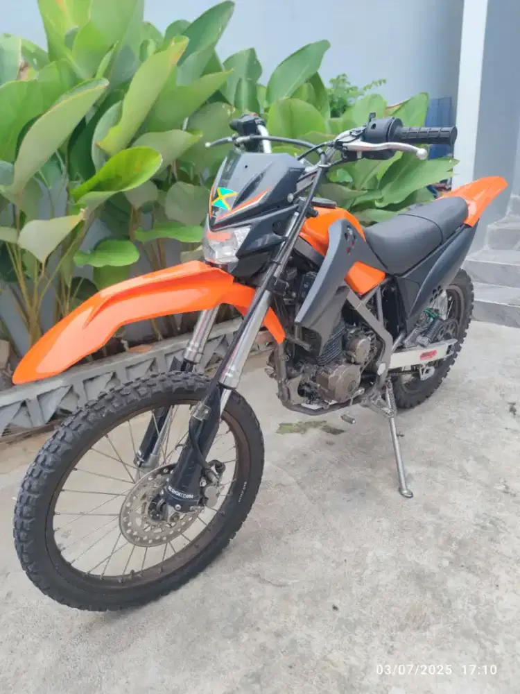 Kawasaki Dtracker 150 simpanan