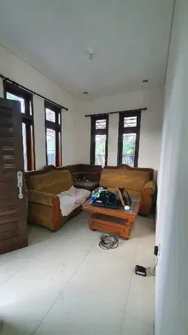 Rumah Komplek Cimareme Indah Hunian Nyaman Lokasi Strategis Ref.04880