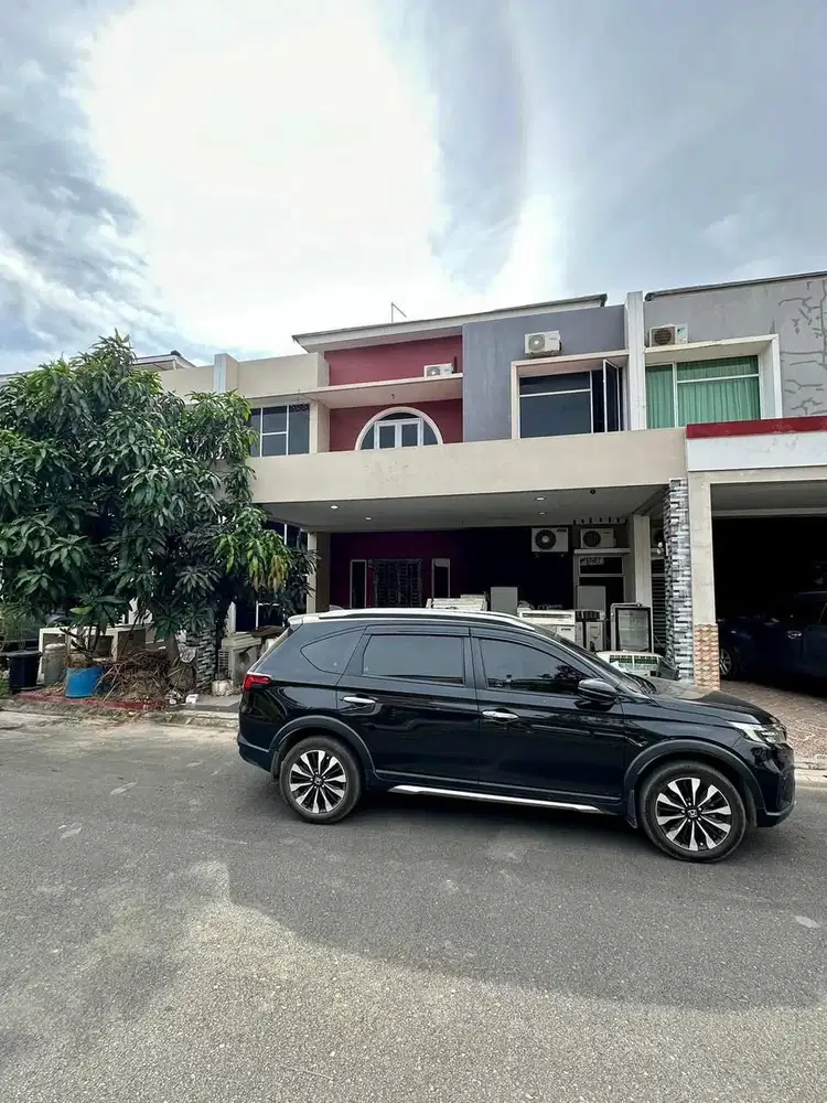 PERUMAHAN ORIENTAL