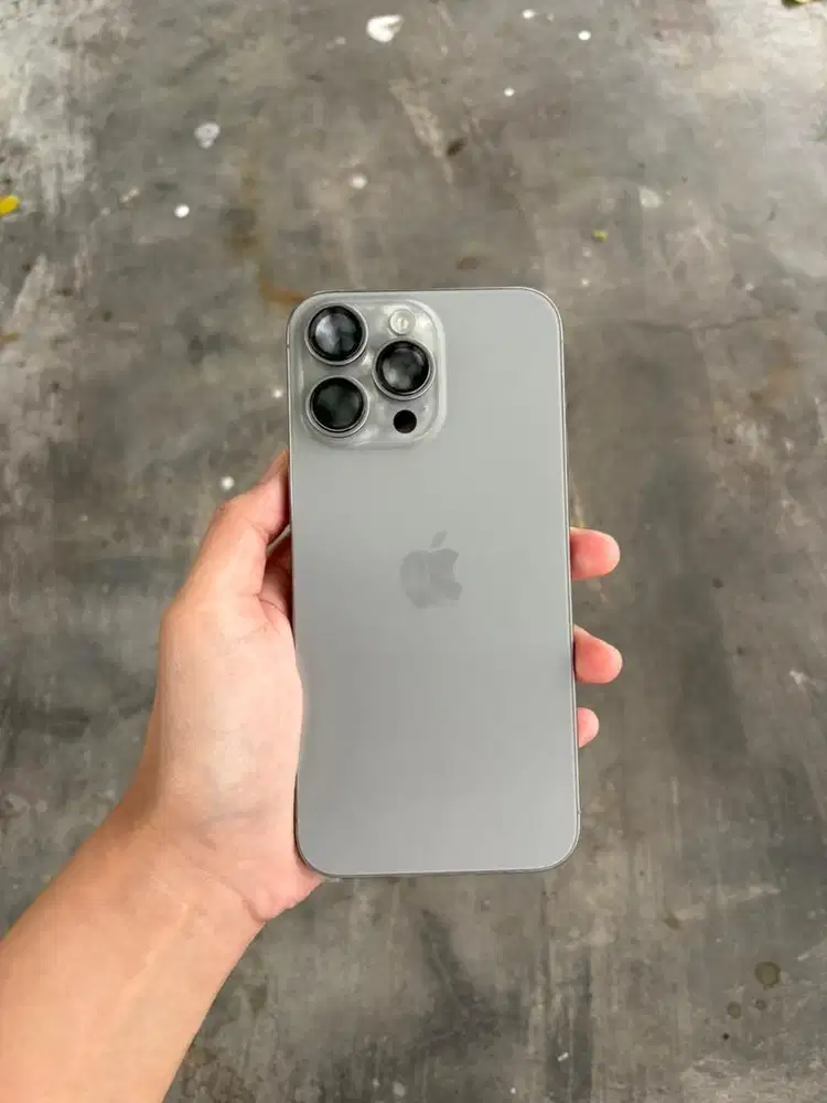 iPhone 15 Pro Max 256gb Beacukai setara iBox
