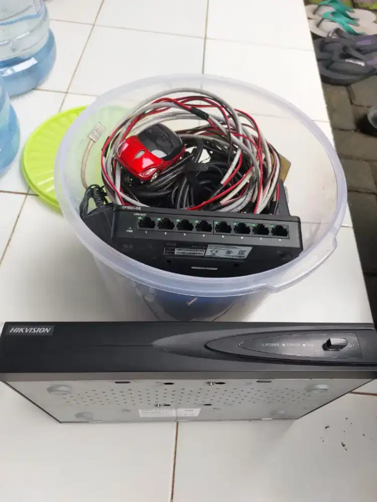 Cctv set.monitor ,kabel..4 camera