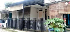 HAN98 Rumah Siap Huni Akses Jalan 2 Mobil di Cijantung, Jakarta Timur
