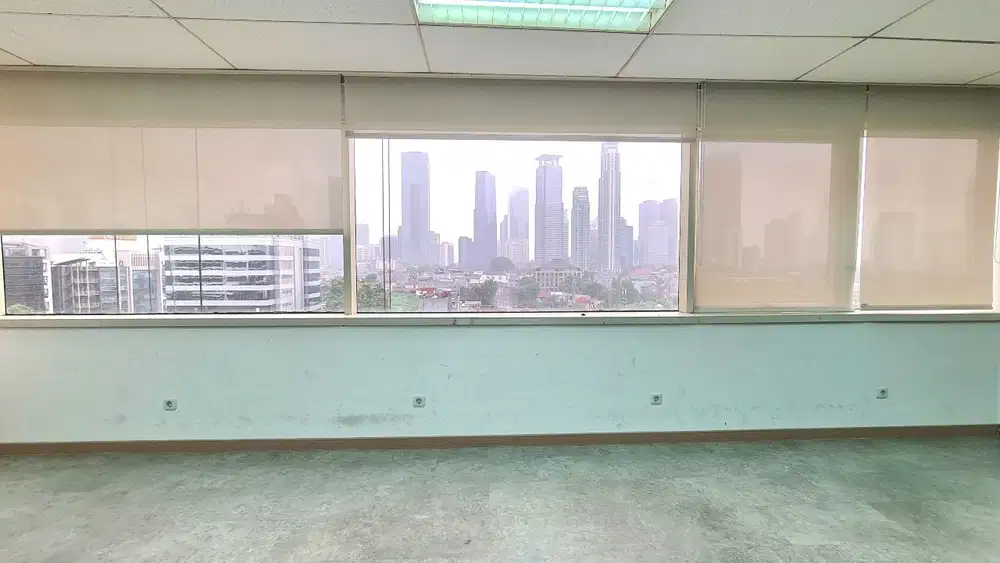 Disewakan ruang kantor wisma kodel kondisi partisi