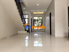 DIJUAL rumah baru mewah singgasana pradana