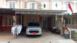 Rumah 2Lt dalam Komplek Raffles Hills Cibubur Full Furnish