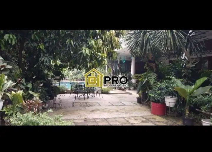 Dijual rumah mewah cantik dan asri di cilandak timur