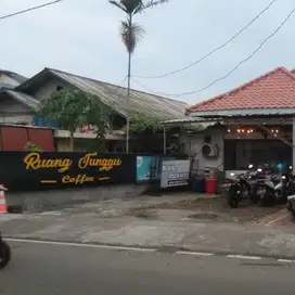 Dijual Ruang usaha lokasi Strategis di Bidara Cina