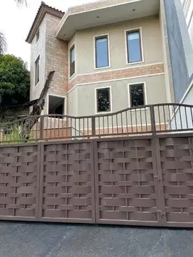 Dijual Rumah 3 Lantai Puri Jimbaran Ancol Timur