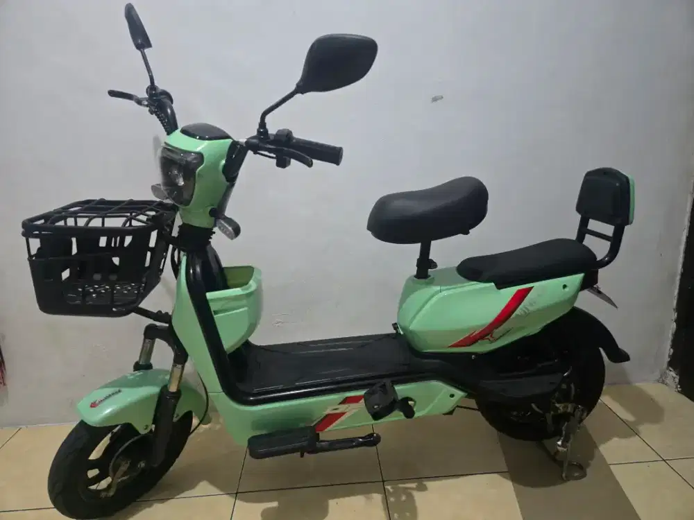 DIJUAL SEPEDA UWINFLY DF5 BEKAS