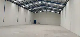 DISEWAKAN GUDANG BARU 2,196 METER LOKASI STRATEGIS DEKAT TOL LEGOK