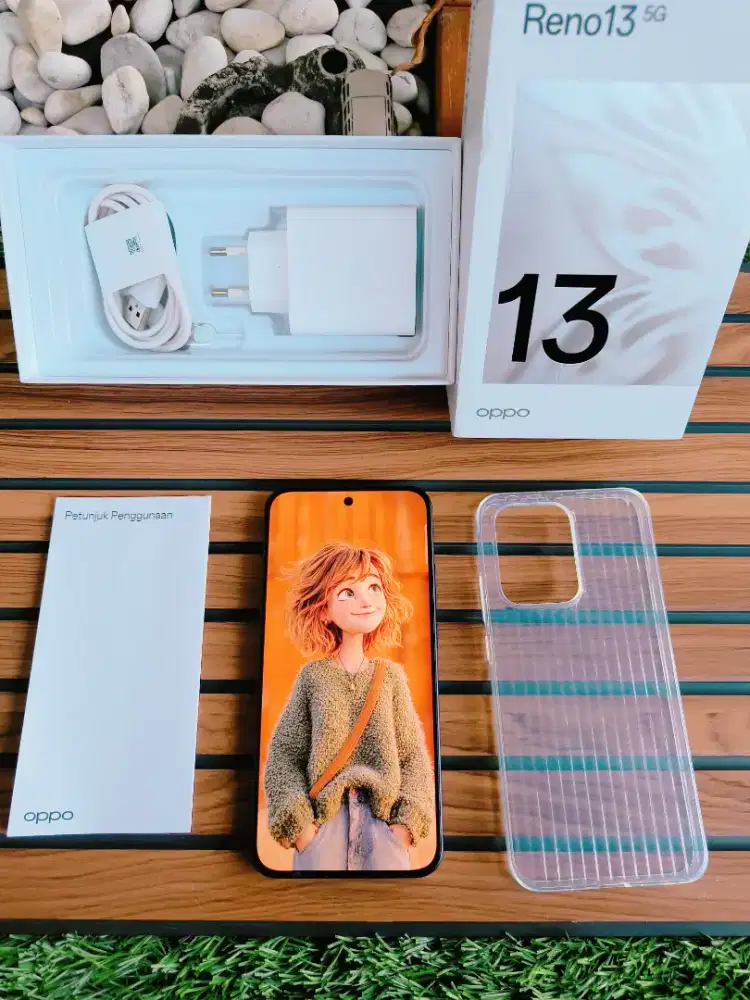Oppo Reno 13 5G 12/256 Mulus Fullset Ori Garansi Panjang