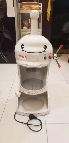 Dijual Mesin Serut Es Bentuk Boneka seperti Mixue