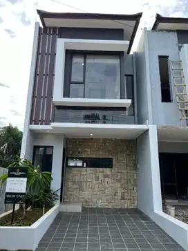 rumah cantik 2 lantai area strategis di sawangan