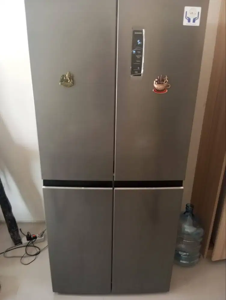 KULKAS HITACHI 4 PINTU (HR4N7522DSXID, Pre-loved / 2nd 6 bulan)