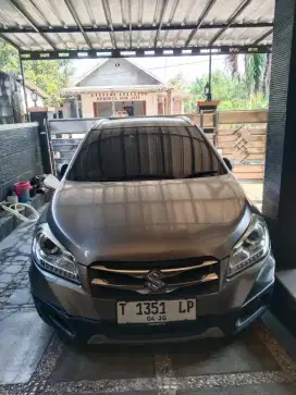 Jual cepat suzuki scross tahun 2016 pemakaian 2017