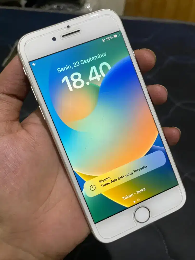 iPhone 8 64GB white