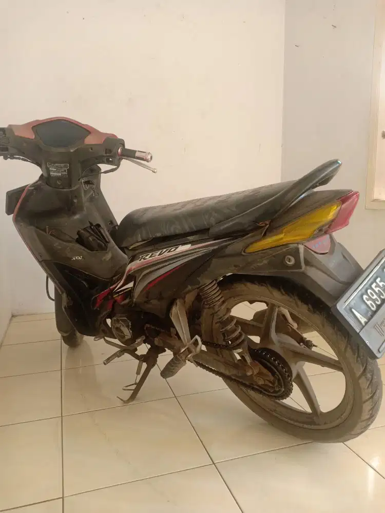 Jual cepat motor Revo,kondisi apa adanya