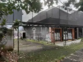 Ruang Usaha Sangat Strategis Pusat Kota Bandung dekat Mall Ciwalk