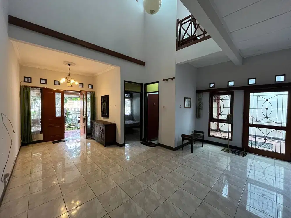 Disewa Rumah 2 Lantai Siap Huni  Di Pekayon Galaxy
