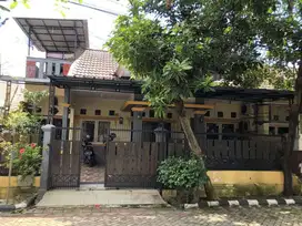 Rumah Hook Bebas Banjir di Villa Nusa Indah 5
