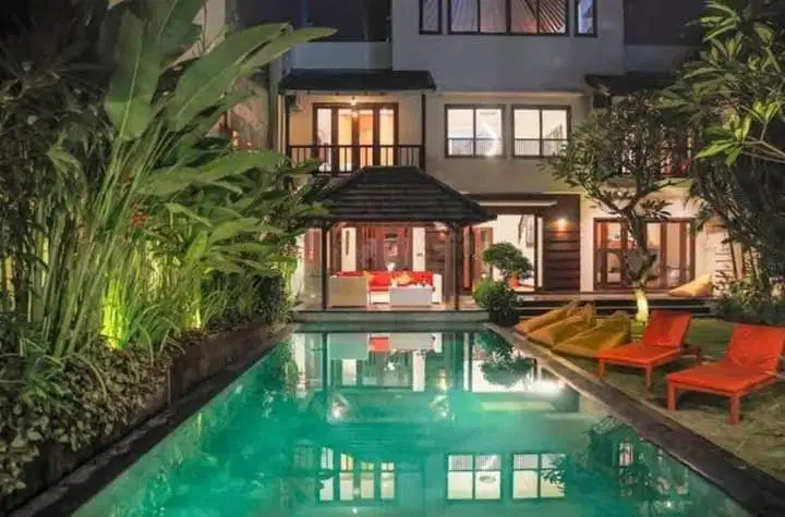 FOR SALE LUXURY VILLA IN CANGGU BATU MEJAN ECHO BEACH