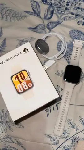 HUAWEI WATCH FIT 4