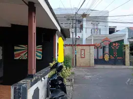 Di Jual Rumah Lama Cocok Buat Investasi Pangkalan jati Cinere Depok
