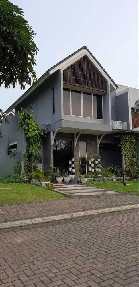TURUN HARGA !! Rumah siap Huni Full Furnished di BSD