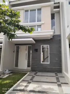 Dijual Rumah Bagus Siap Huni di CitraLand Cibubur