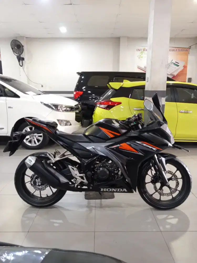 CBR 150R 2019 exlusive