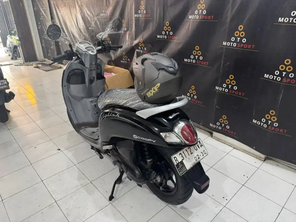 scooter honda scoopy ISS STYLISH 2020