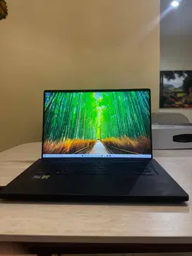 Asus ROG Zephyrus M16 i9-12900H | RTX 3070Ti | 40GB RAM | 1TB SSD