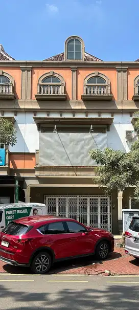 Sewa murah ruko 2 lantai Solvang Arcade, Gading Serpong