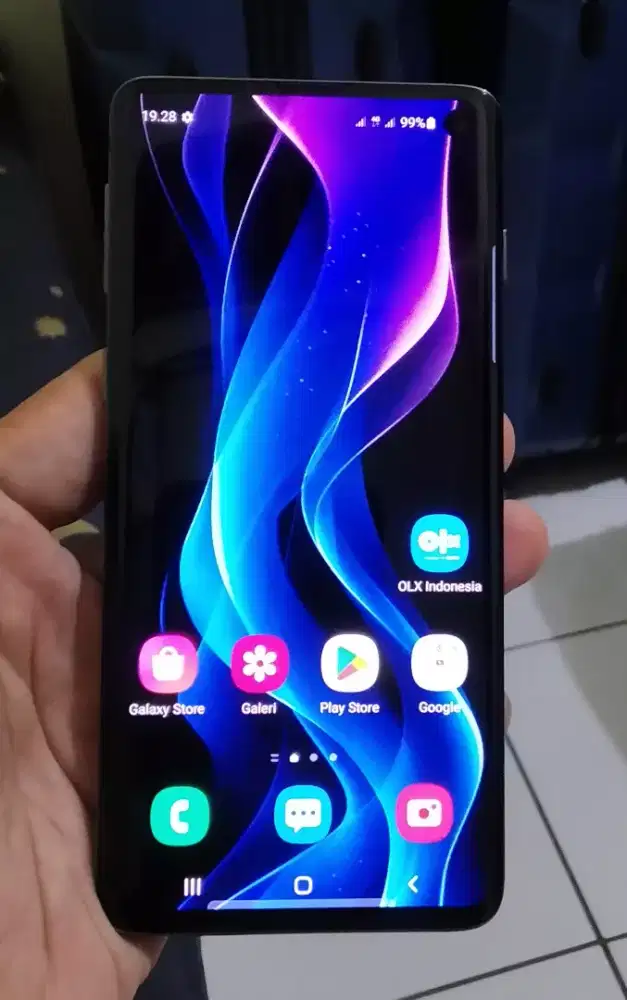 Samsung S10  8/128 Black Edition