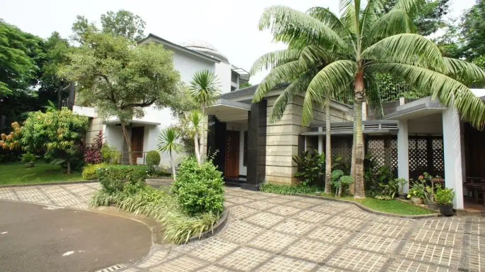 Rumah Villa 2lt harga bawah pasar, Furnished,SHM Menteng Bintaro CL249