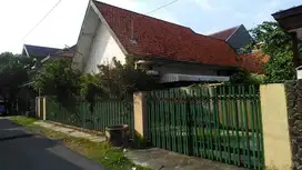 DIJUAL Rumah 1 Lantai Pucang Anom Timur 2 Kavling Luas 288 Meter
