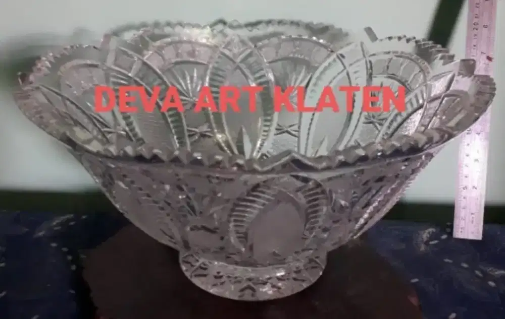 Mangkok besar dan 6 gelas kristal bohemia