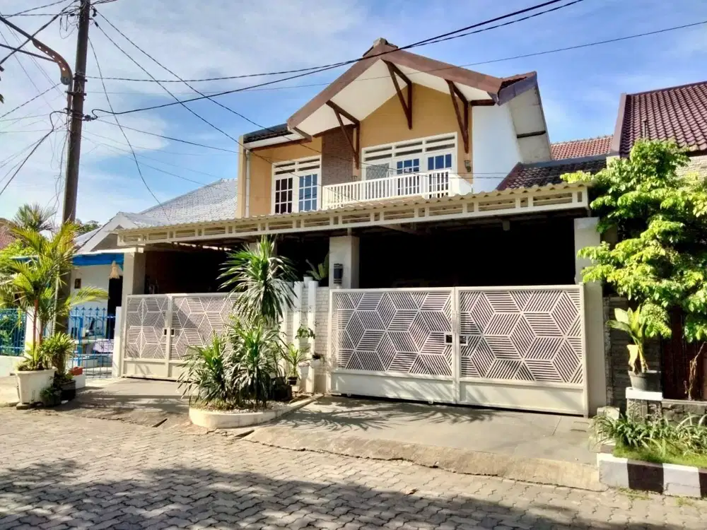 Rumah Ketintang Permai Surabaya, SHM, dekat Royal Plaza, SUPERINDO, UN