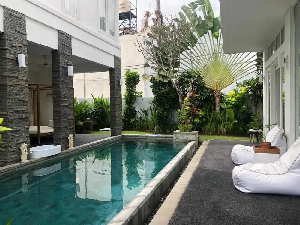 SALE & RENT PREMIUM VILLA NEAR BEACH IN BRAWA CANGGU BALI