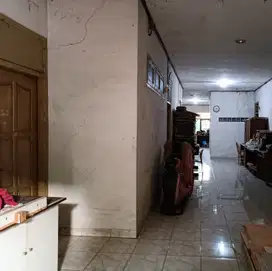 Dijual Rumah Luas lokasi strategis di Tanjung Duren Jakarta Barat