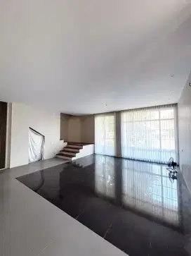 Rumah Minimalis 3 Lt Mewah Murah Pakuwon City Dekat Araya