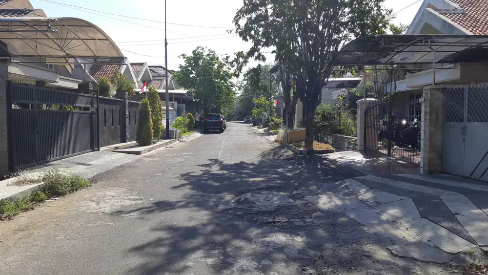 Rumah Dharmahusada Indah Layak Huni Hitung Tanah Setara 12,23 juta/m2