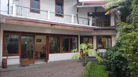Rumah Asri Nyaman Dalam Komplek di Turangga Bandung