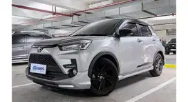 TDP 10JT Toyota Raize 1.0 GR Sport TSS Two Tone Bensin-AT Silver 2021
