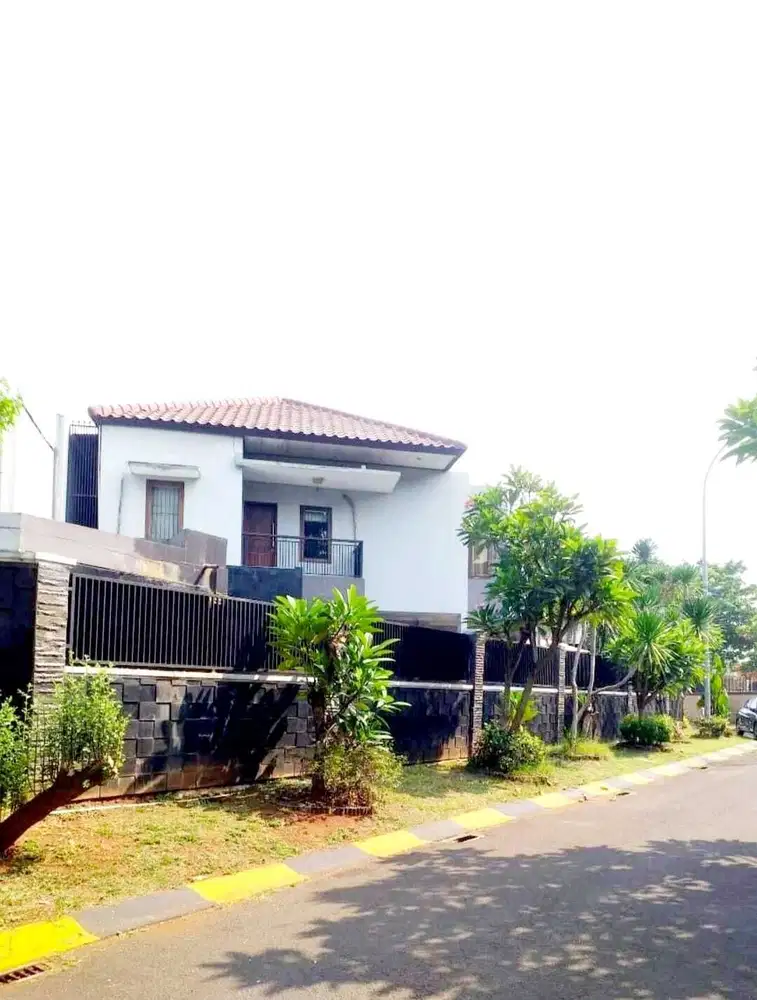 Dijual Rumah Bagus Hook Puspitaloka BSD City