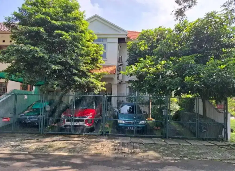 Dijual rumah bagus siap huni di puspita loka BSD City