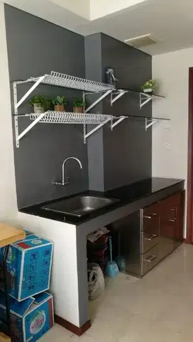 Di sewa Unit Apartemen Royal Mediterania Garden, Semi Furnish, JakBar
