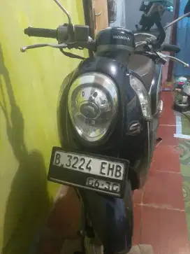 Bismillah jual scoopy 2015 mulus service rutin